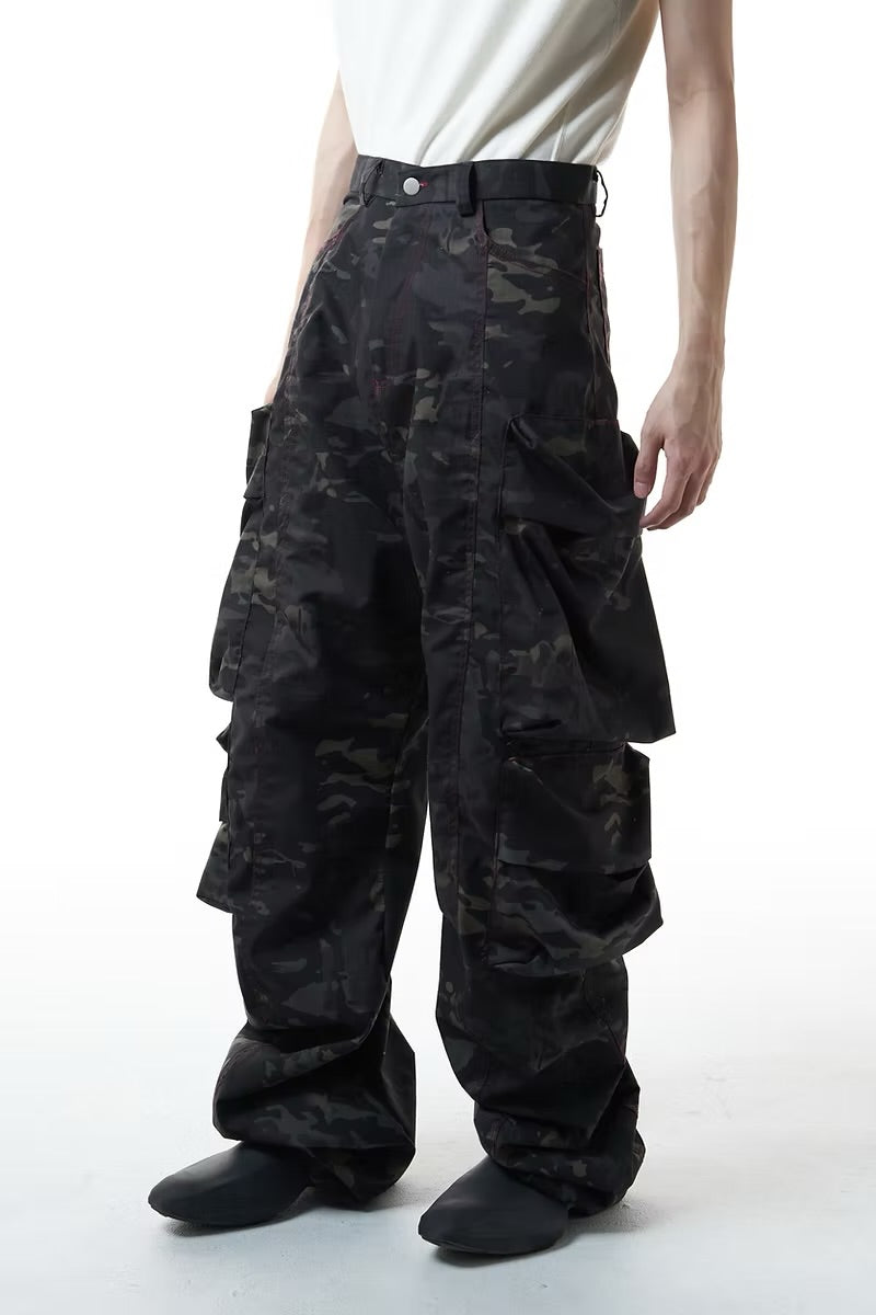 Camo Curved Pants