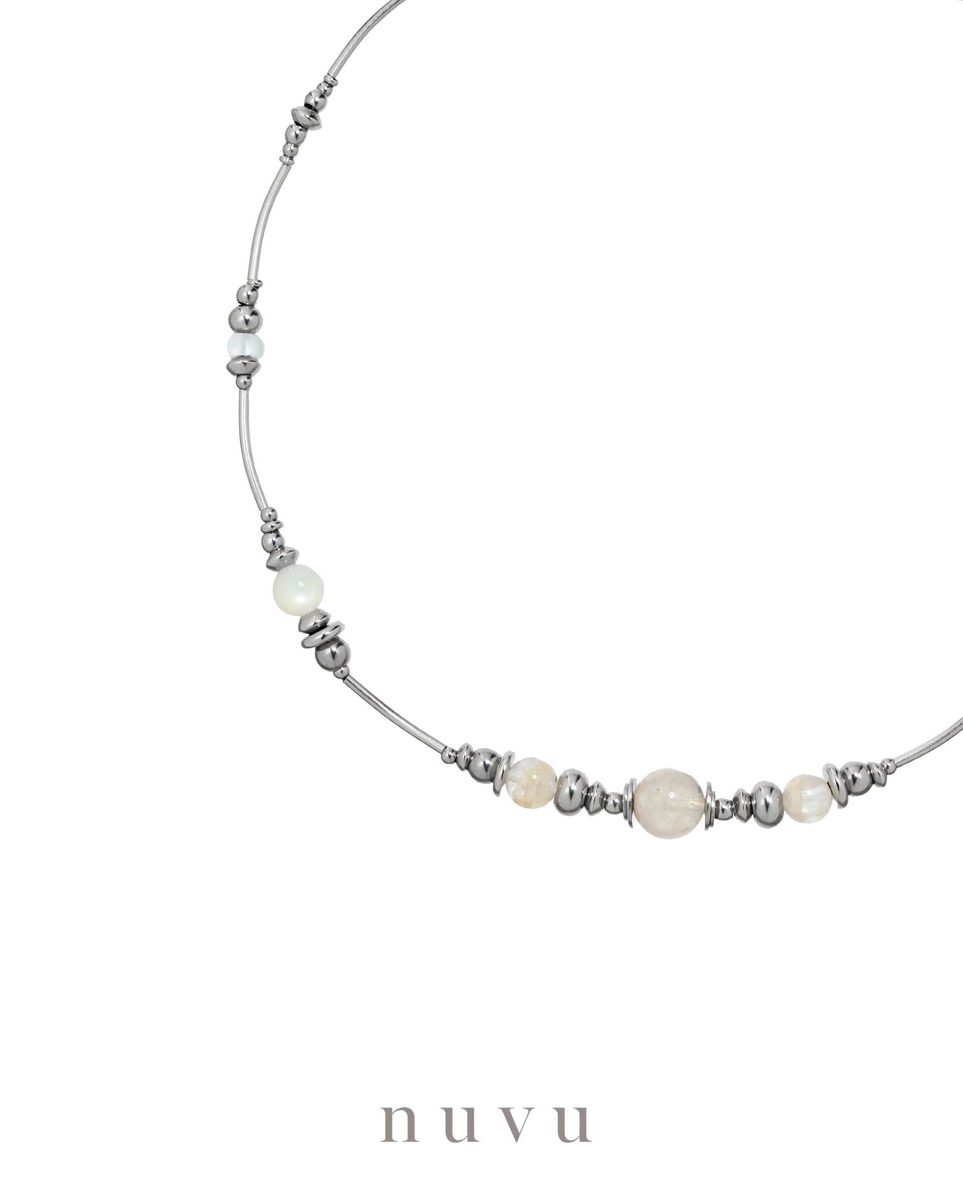 N E O X NUVU Whispering Snow Necklace