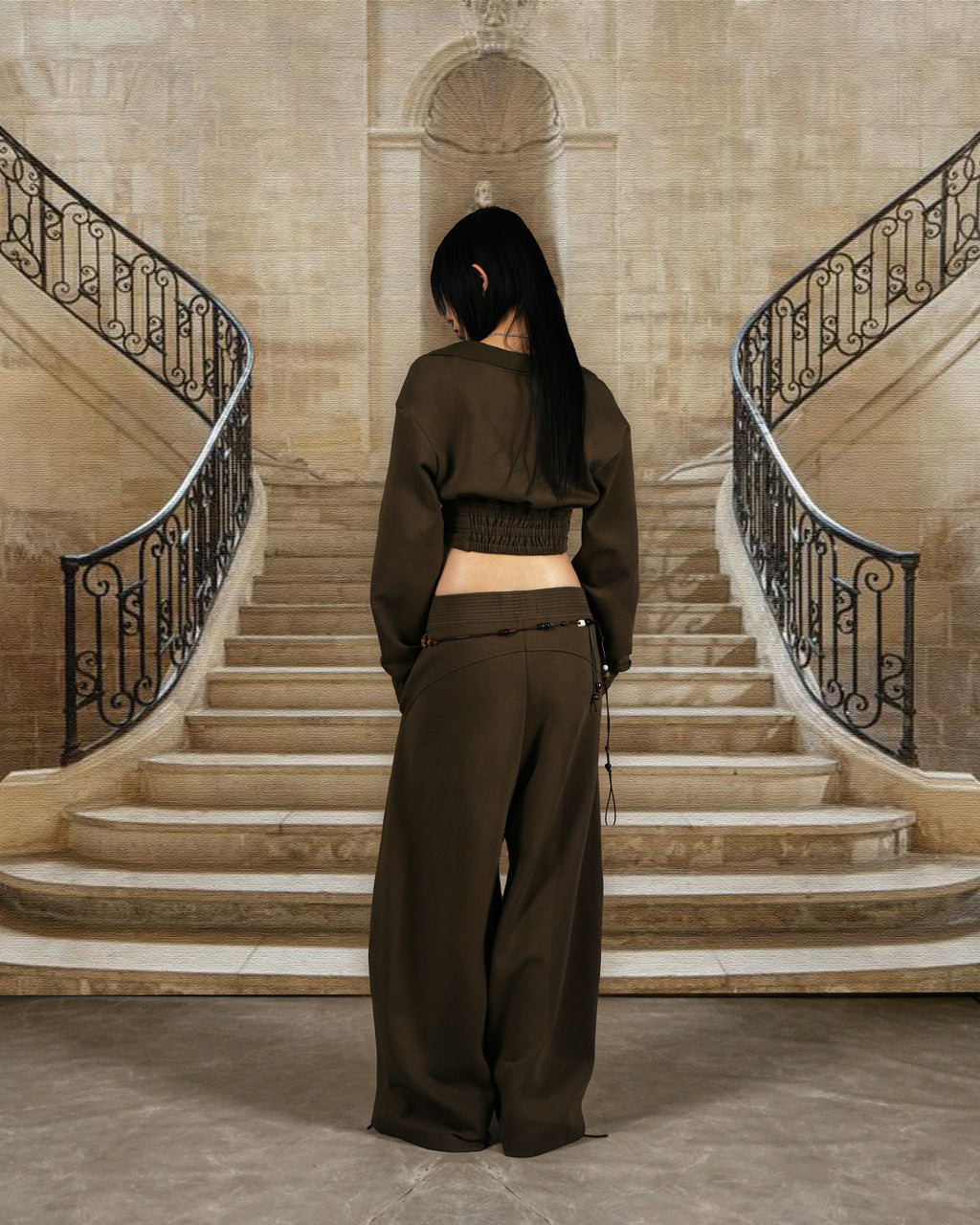 N E O VOL.2_CH.2 Boxer Crop Top