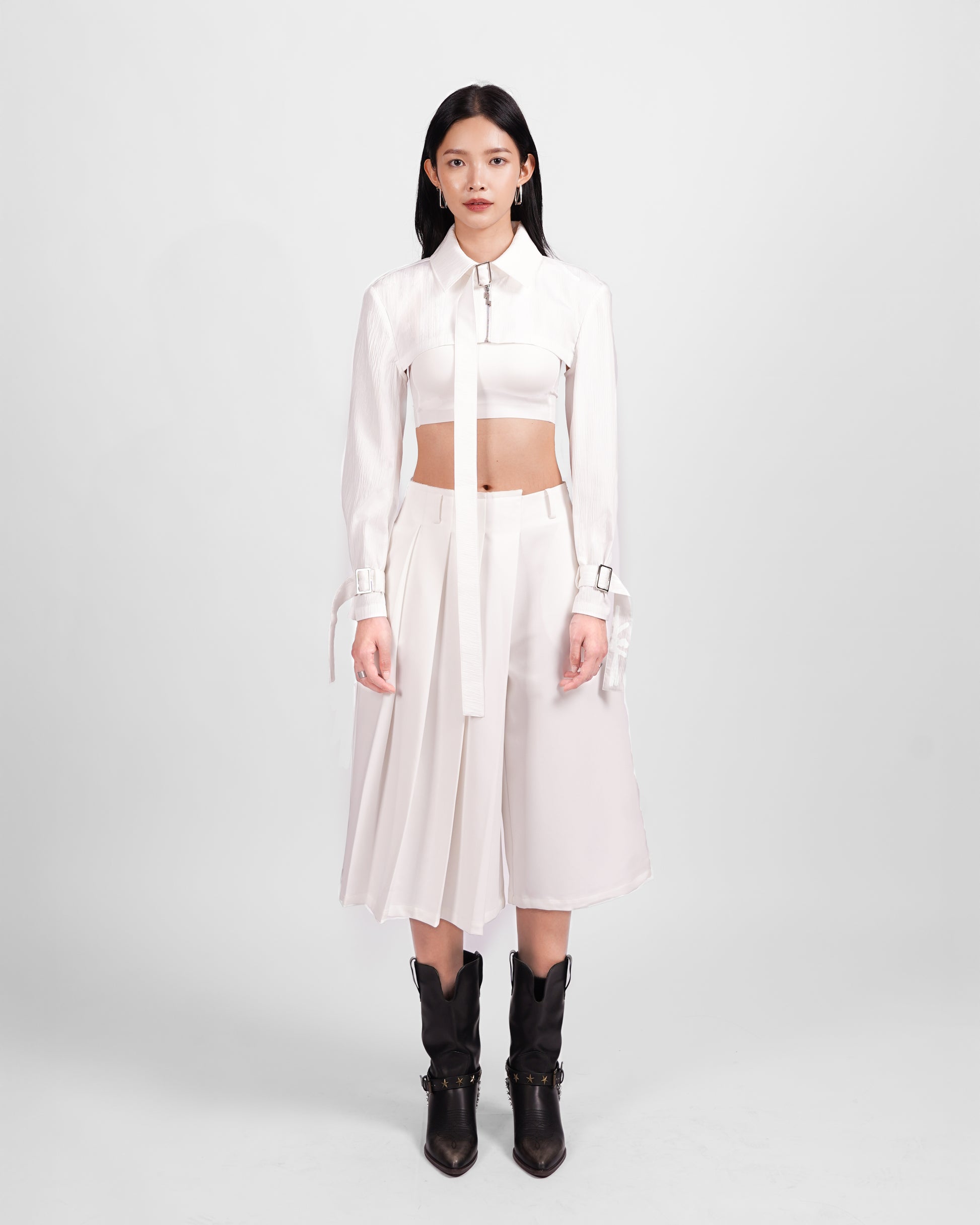 Minimalist Pleated Pants