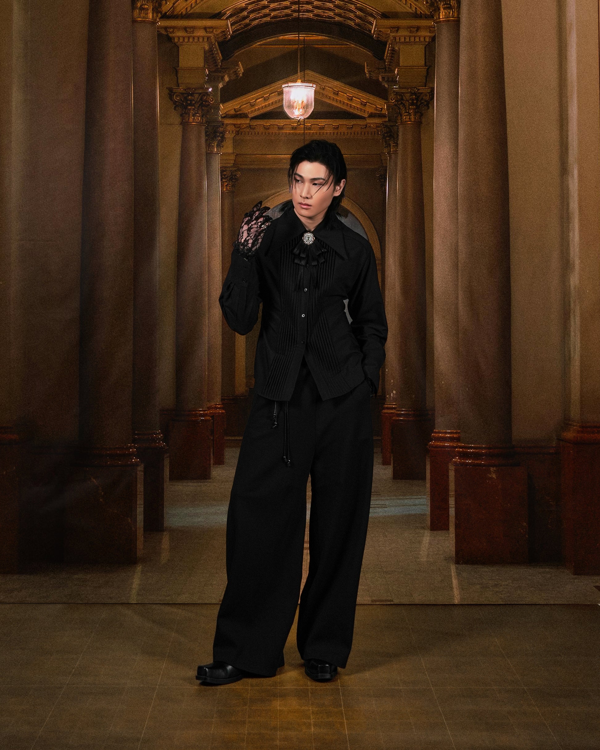 N E O VOL.2_CH.2 Pleated Shirt