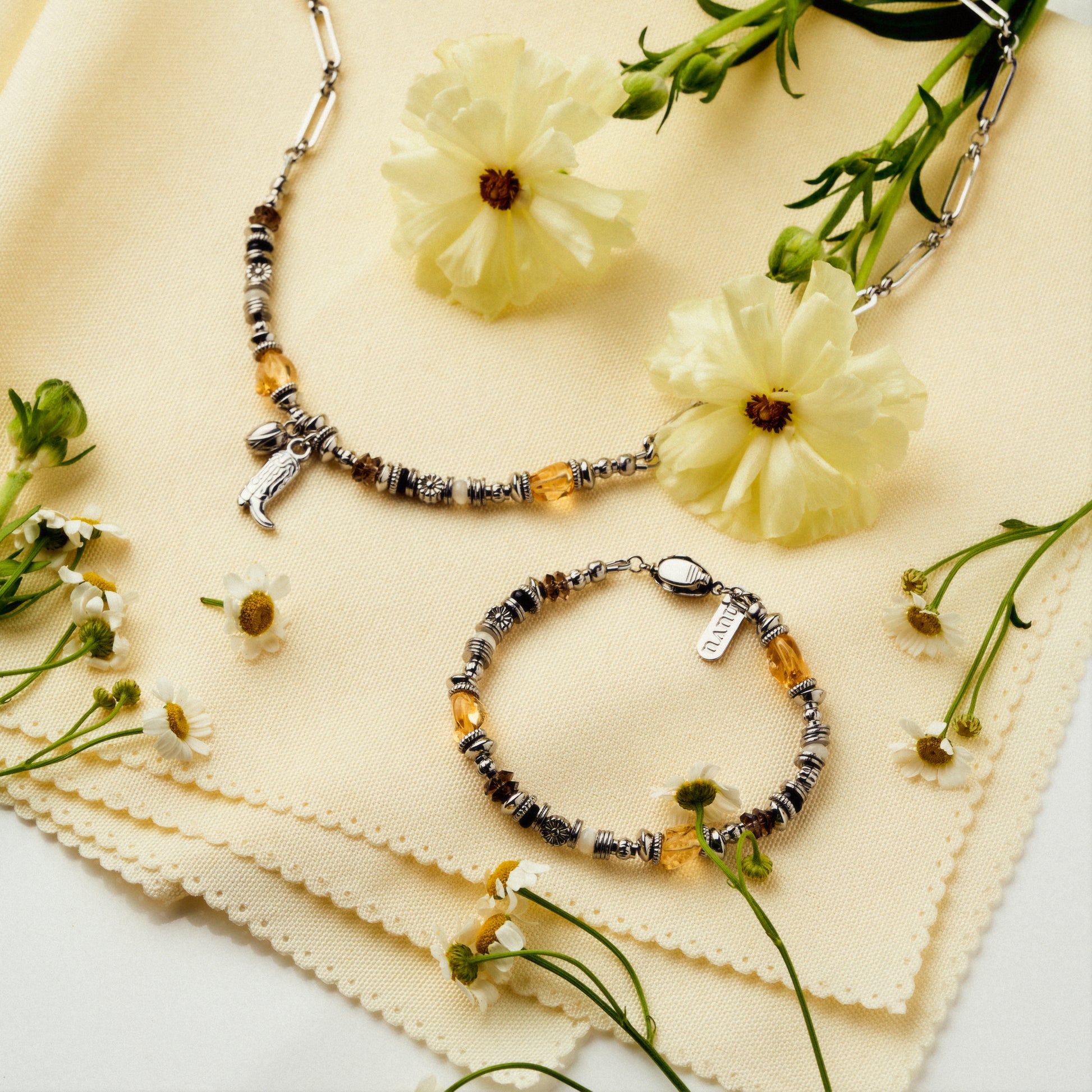 N E O X NUVU Light Of Fortune Collection Bracelet