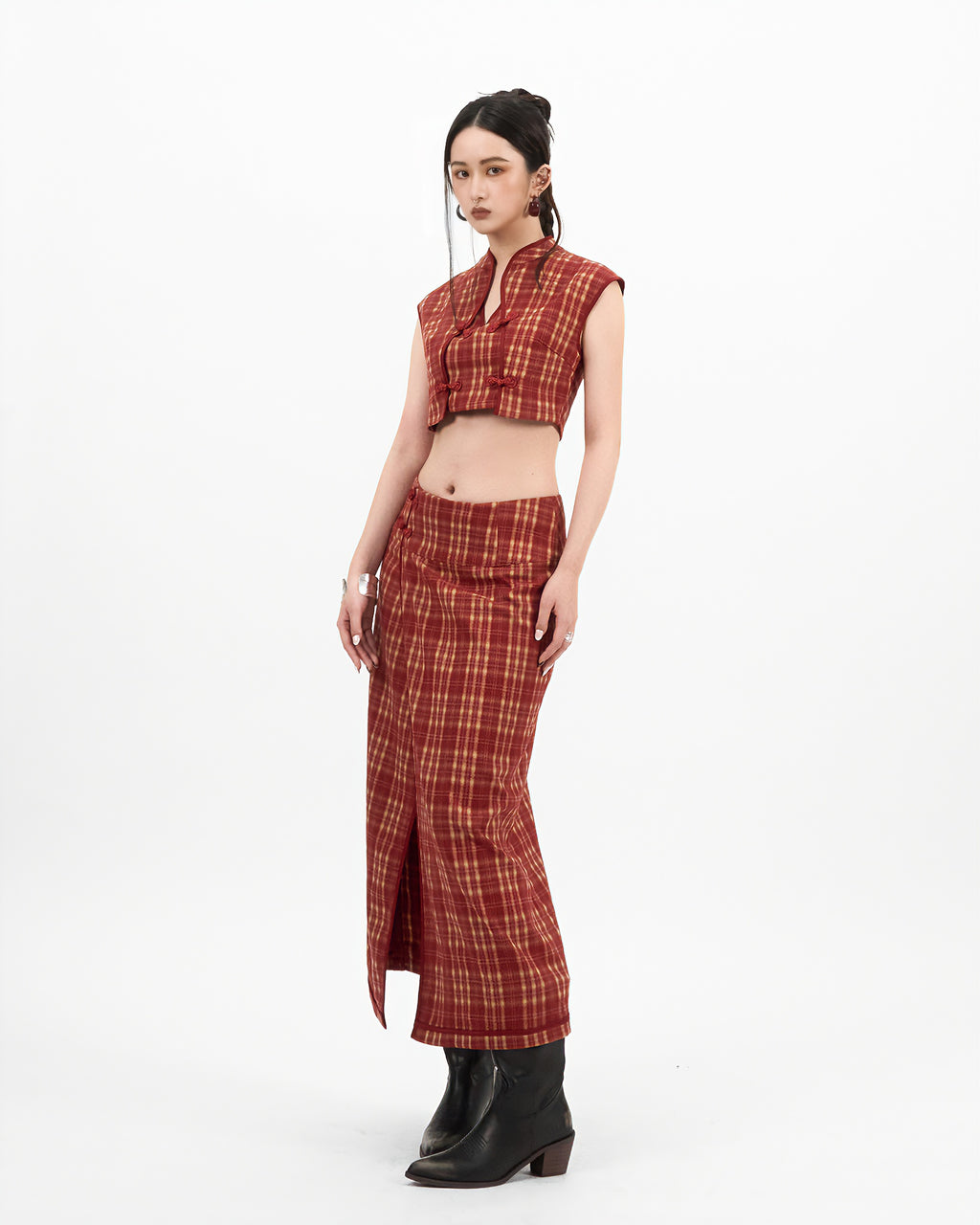 VOL.3_CH.1 Plaid Skirt