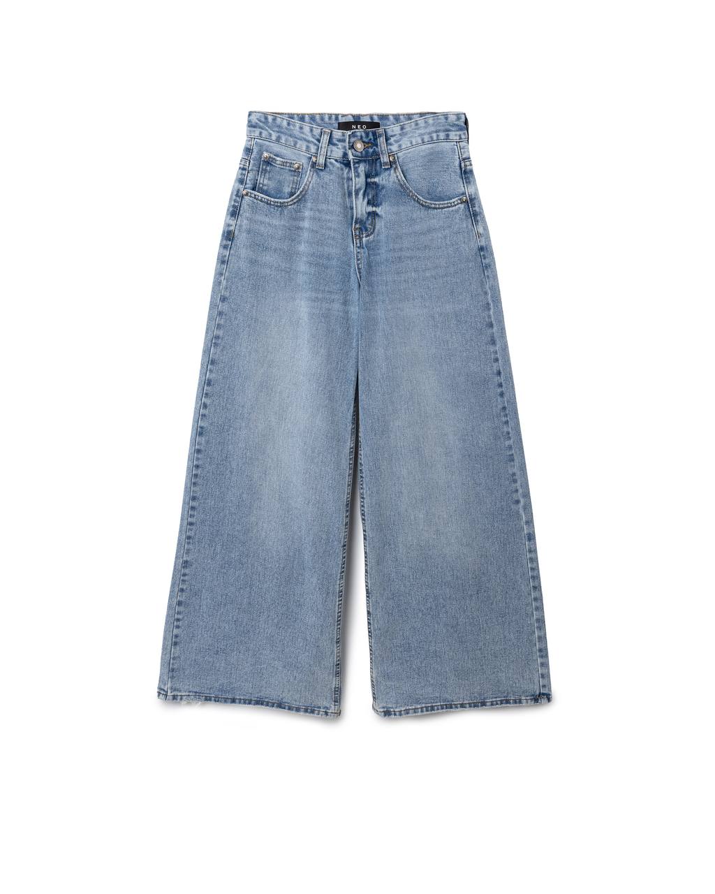 Clean Cut Straight Denim Jeans