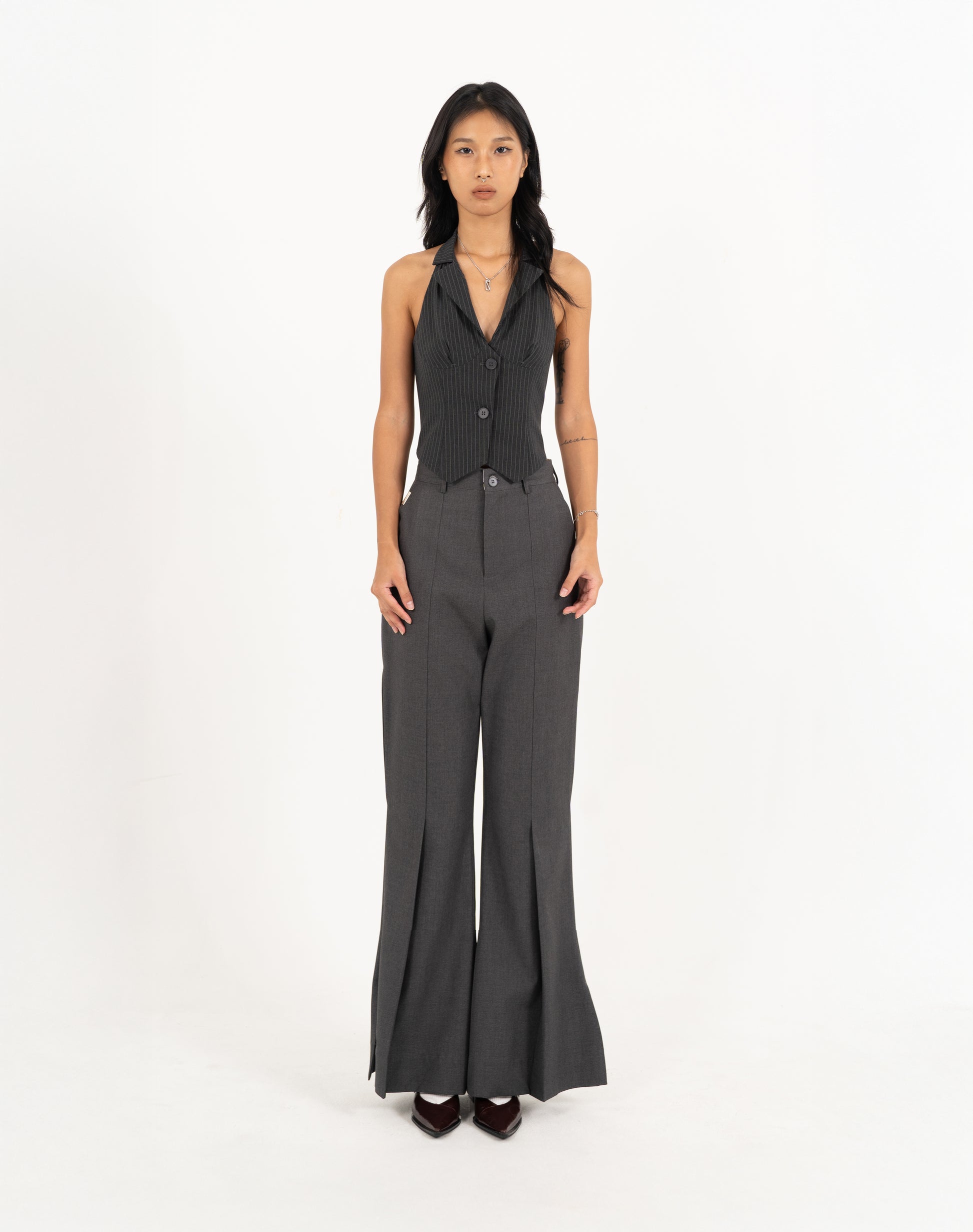 N E O CH.1 Halter Buttoned Top