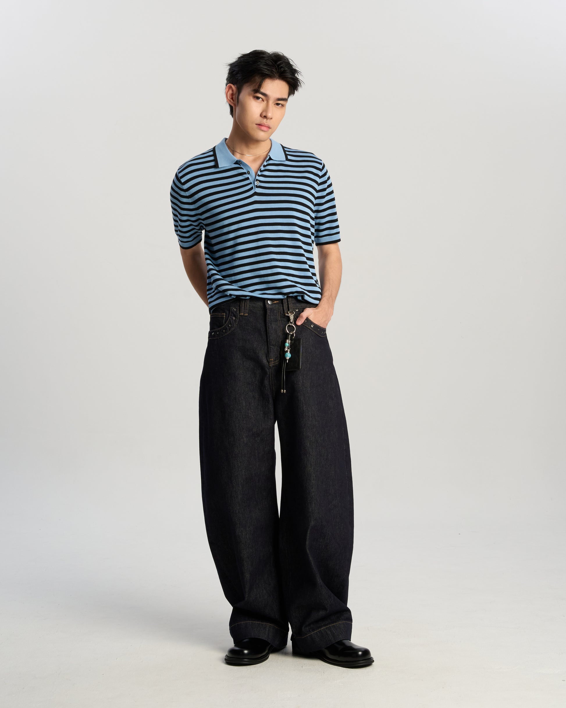 Curved Indigo Stud Jeans