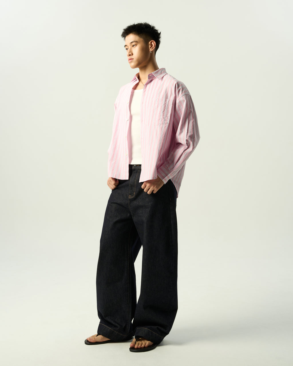 Curved Indigo Stud Jeans