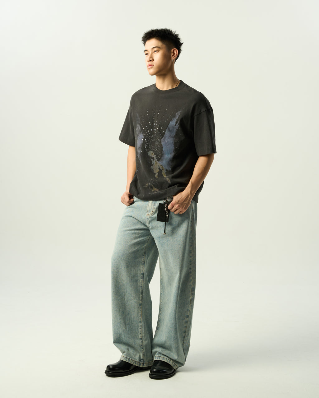 Oversized Barrel-Leg Jeans