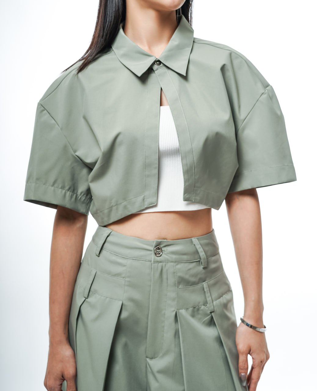 N E O Designer Set Cropped Short Sleeve Jacket